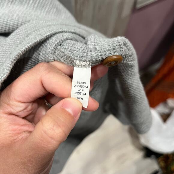 Duluth Trading Women's Heritage Working Thermal Henley Large Gray Waffleknit - Picture 3 of 6